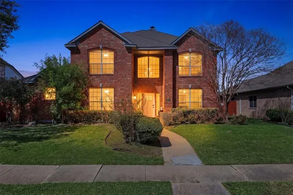$389,999 | 7713 Straits Drive, Rowlett, TX 75088
