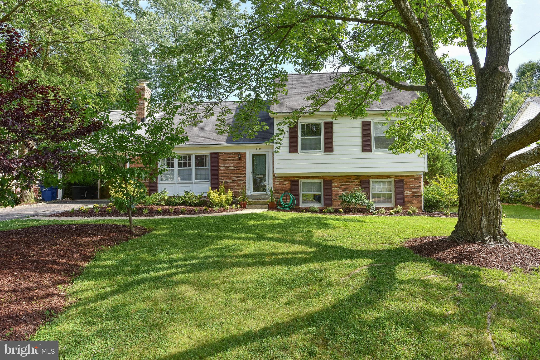 2011 Rampart Drive Alexandria, VA 22308 - Photo 1 of 30 Exterior (Front)
