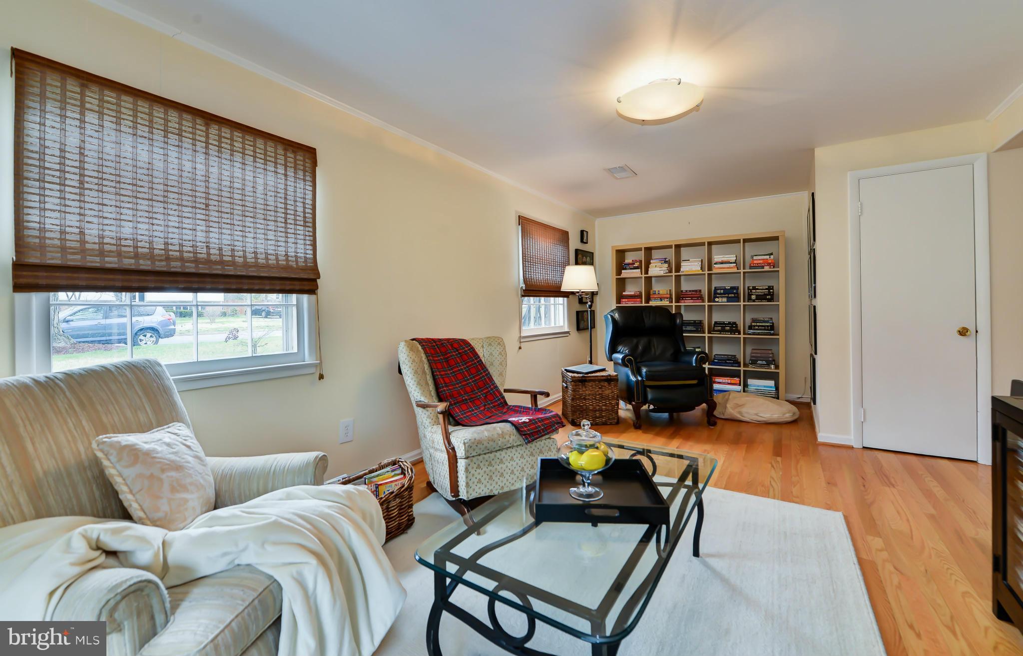 2011 Rampart Drive Alexandria, VA 22308 - Photo 25 of 30 Family Room
