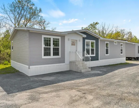 $179,000 | 16 3rd Street, Bethlehem, NH 03574