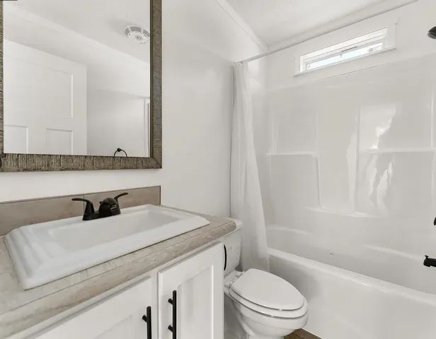 $179,000 | 16 3rd Street, Bethlehem, NH 03574