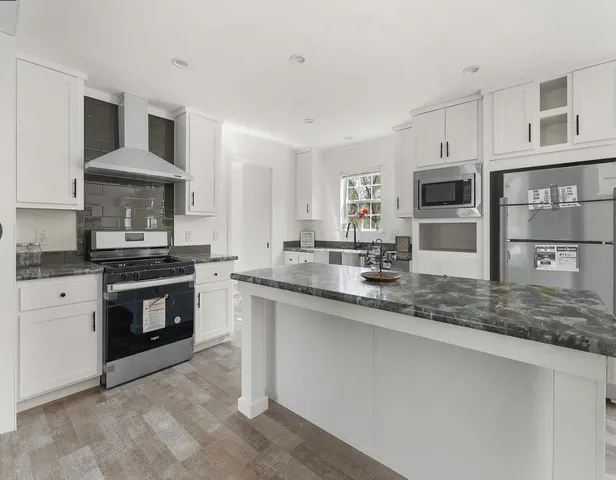 $179,000 | 16 3rd Street, Bethlehem, NH 03574