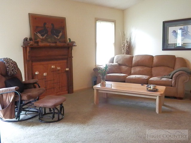 499 Oak Grove Road Boone, NC 28607 - Photo 8 of 34 Gallery Image 8