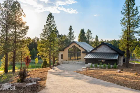 $7,295,000 | 2911 South Solitaires Canyon Drive, Flagstaff, AZ 86005