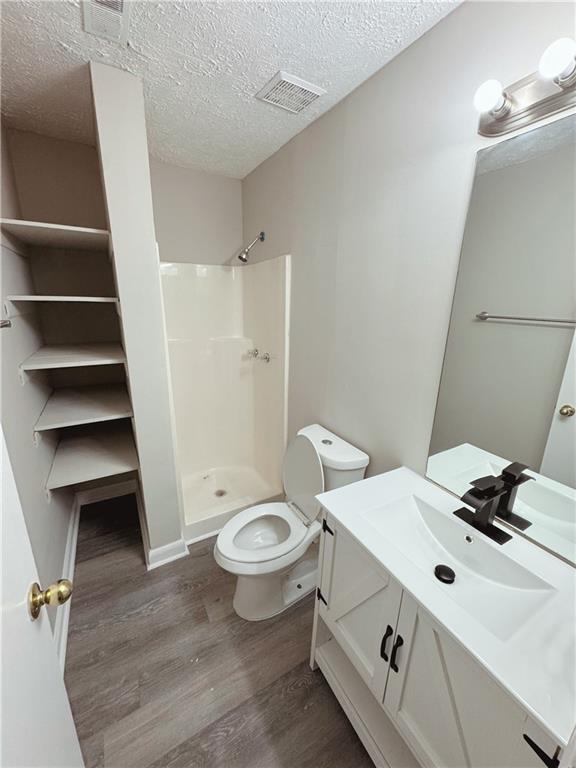 2525 Terrace Trail Decatur, GA 30035 - Photo 4 of 15 a bathroom with a sink toilet and shower