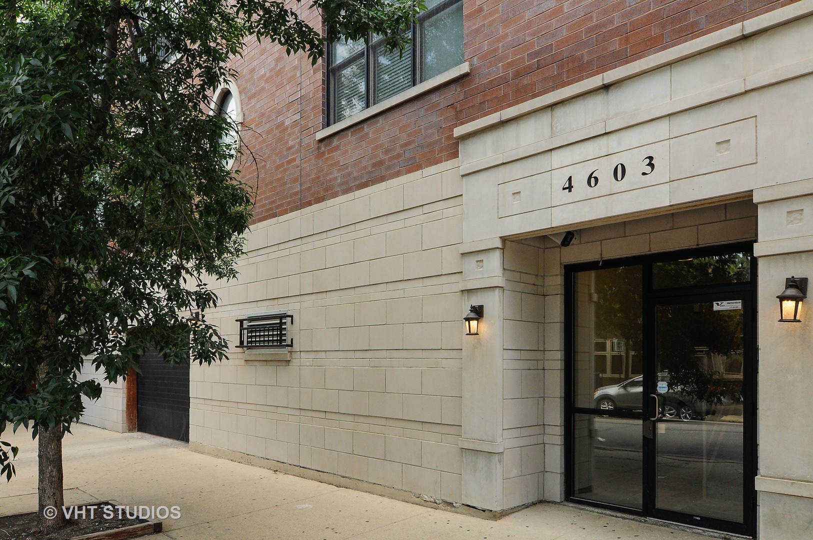 4603 North Racine Avenue, Unit 202 Chicago, IL 60640 - Photo 2 of 10