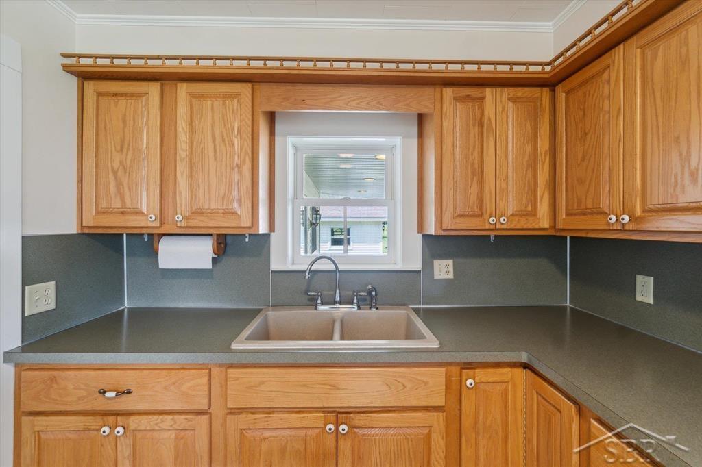 3715 Northeast County Line Road Merrill, MI 48637 - Photo 13 of 61