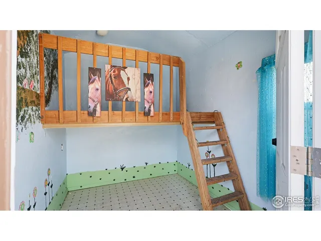 a black and white photo of a house