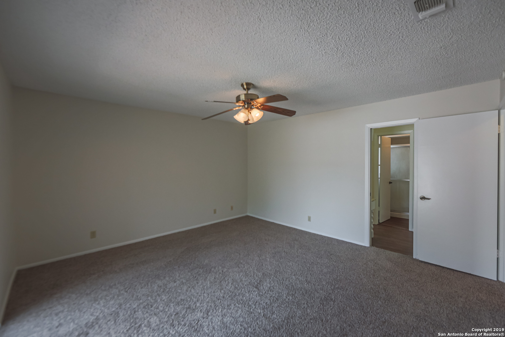 5811 Royal Ridge San Antonio, TX 78239 - Photo 18 of 25