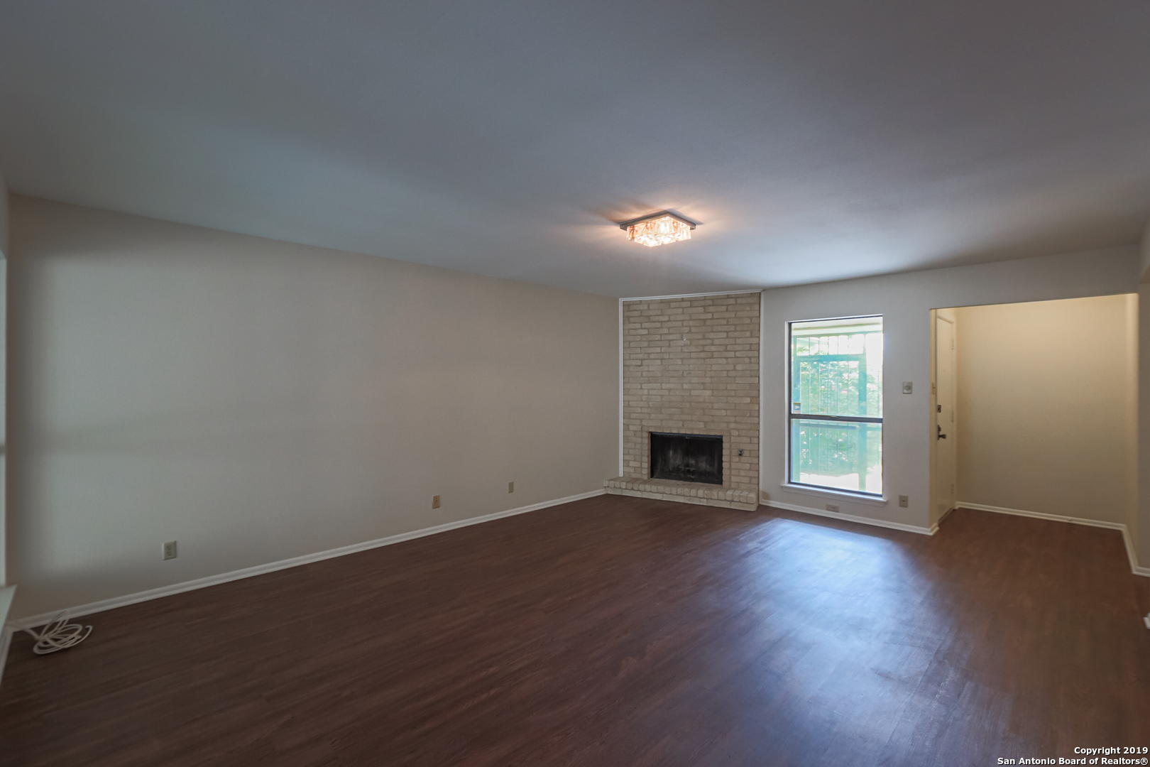 5811 Royal Ridge San Antonio, TX 78239 - Photo 5 of 25