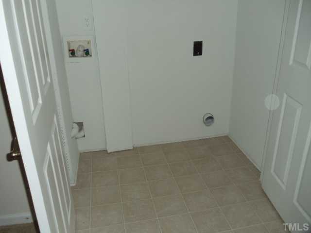 5413 Vista View Court Raleigh, NC 27612 - Photo 18 of 23 Laundry closet