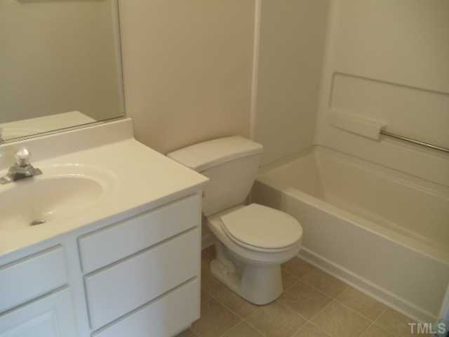 5413 Vista View Court Raleigh, NC 27612 - Photo 8 of 23 Master bathroom