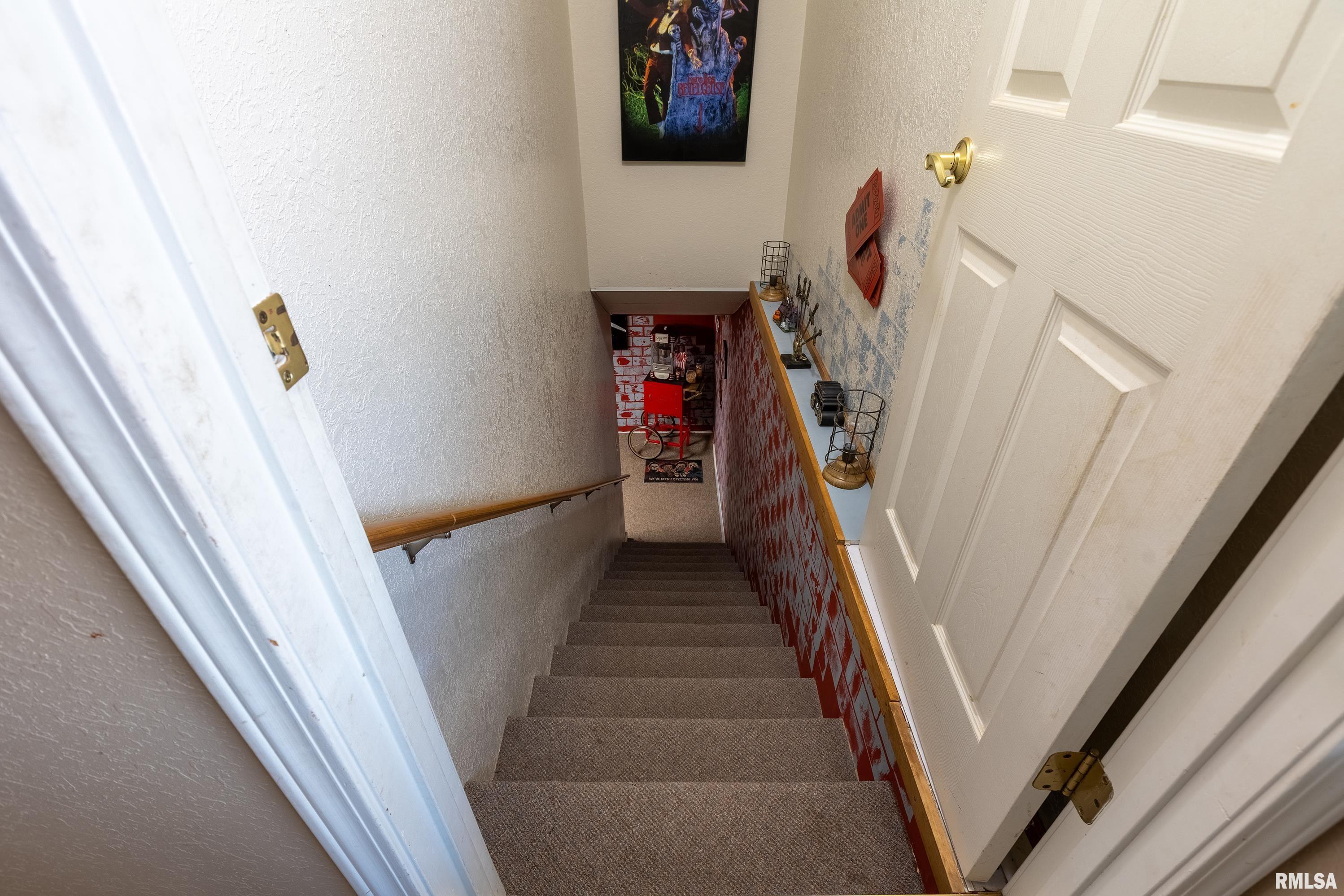 15588 Becker Road Johnston City, IL 62951 - Photo 29 of 63