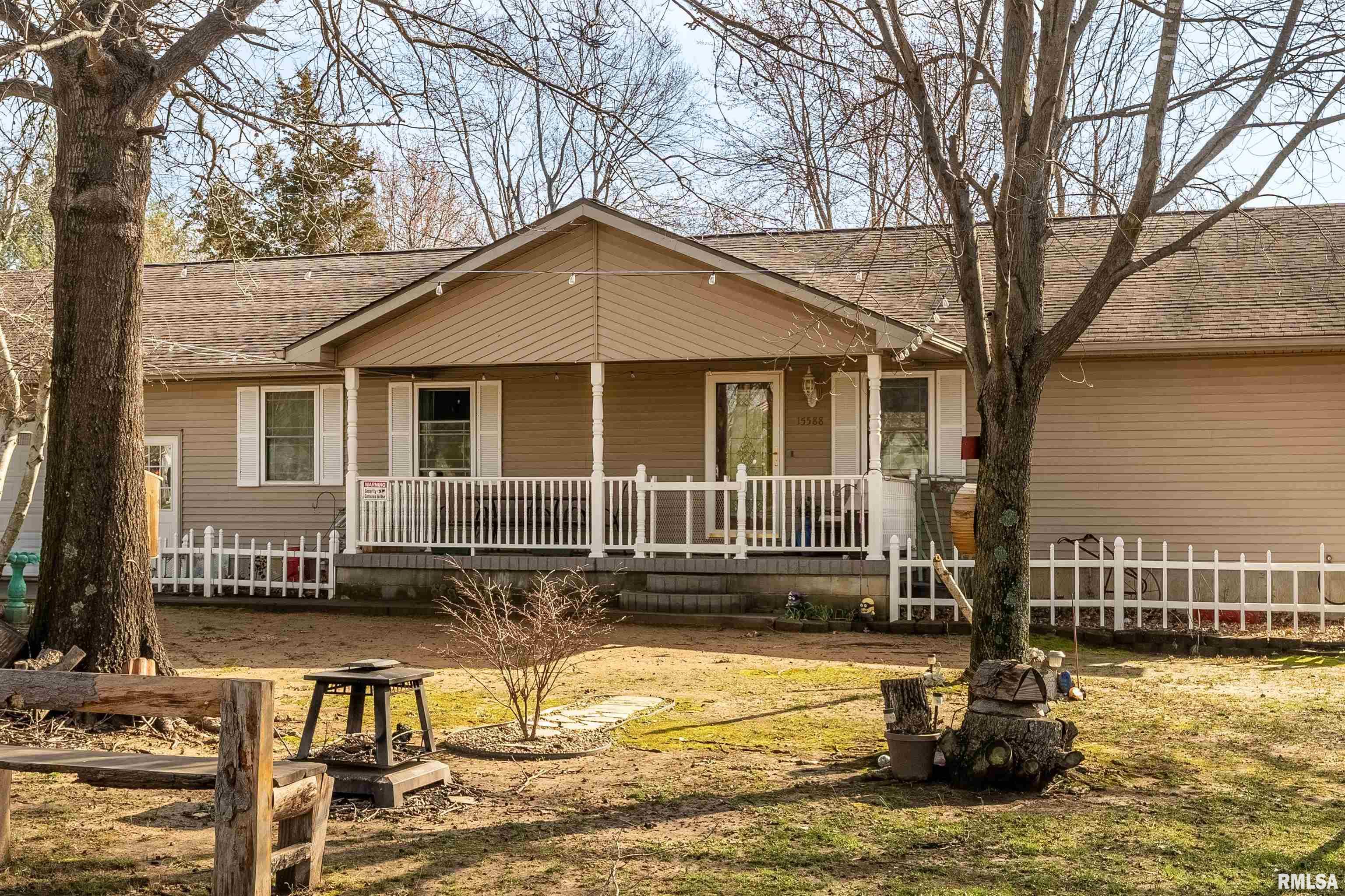 15588 Becker Road Johnston City, IL 62951 - Photo 4 of 63