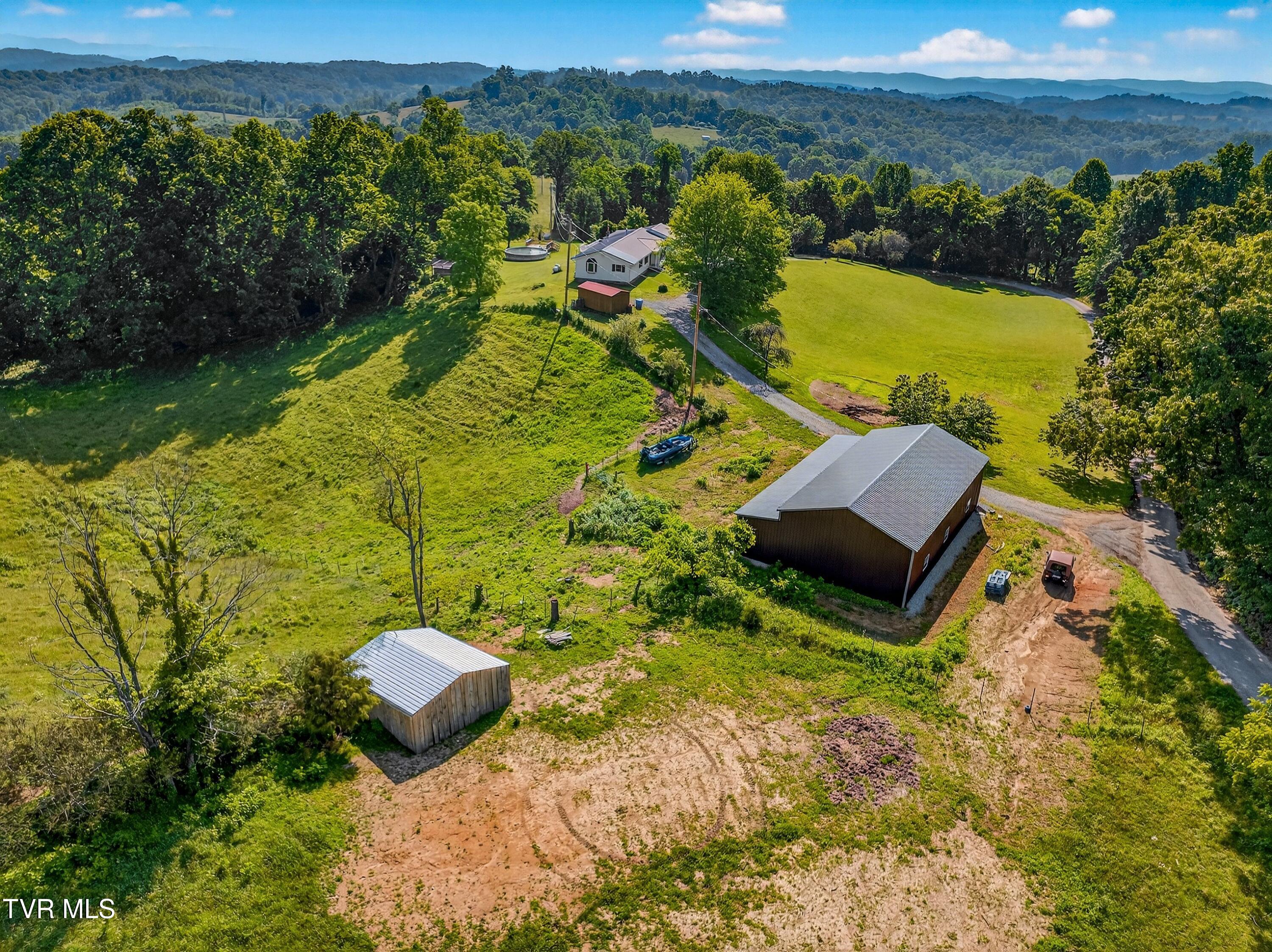 338 County Line Road Harrogate, TN 37752 - Photo 36 of 78 055-338CountyLineRoad-Tazewell-TN-37879-
