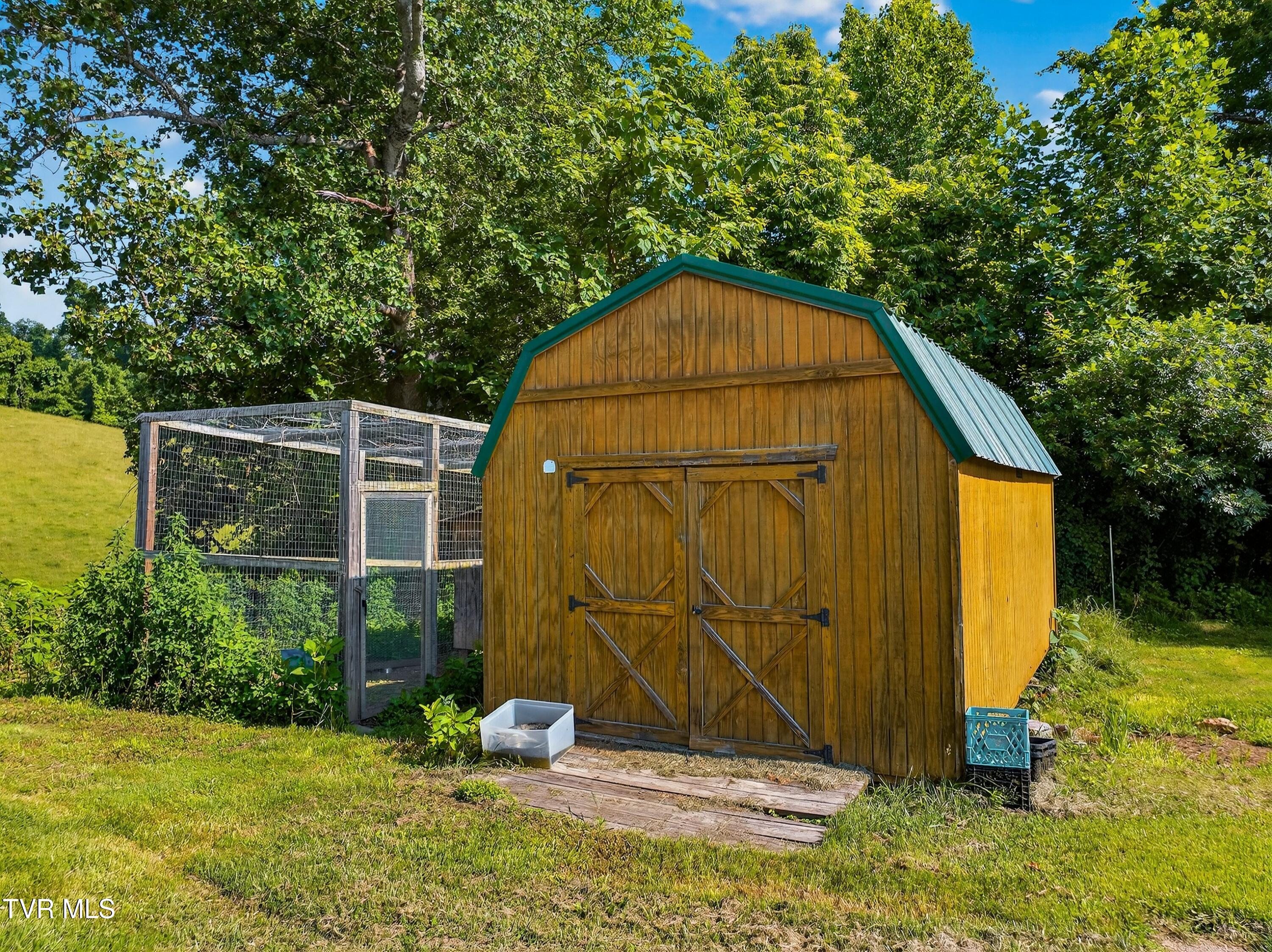 338 County Line Road Harrogate, TN 37752 - Photo 40 of 78 049-338CountyLineRoad-Tazewell-TN-37879-