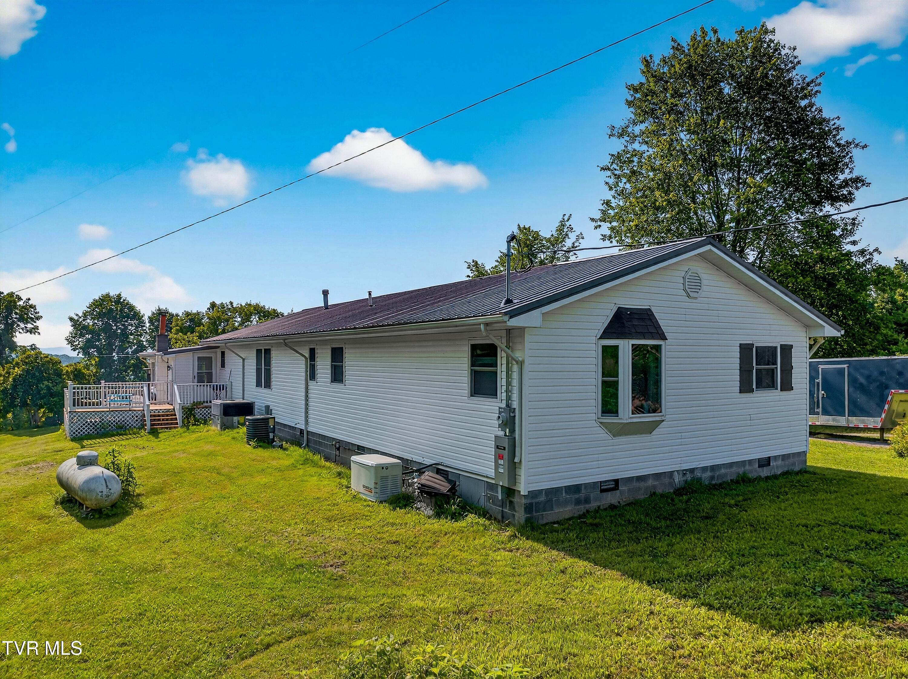 338 County Line Road Harrogate, TN 37752 - Photo 48 of 78 036-338CountyLineRoad-Tazewell-TN-37879-