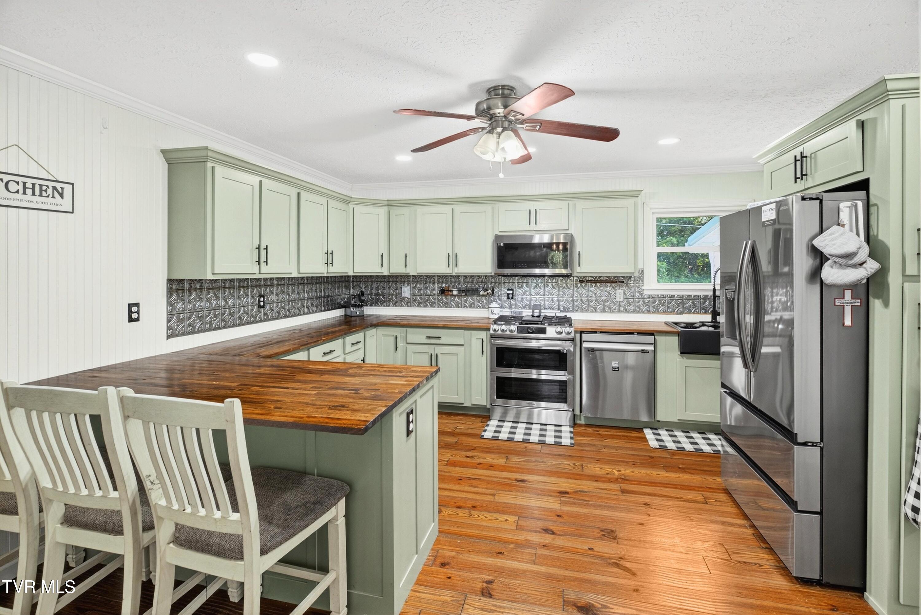 338 County Line Road Harrogate, TN 37752 - Photo 7 of 78 008-338CountyLineRoad-Tazewell-TN-37879-