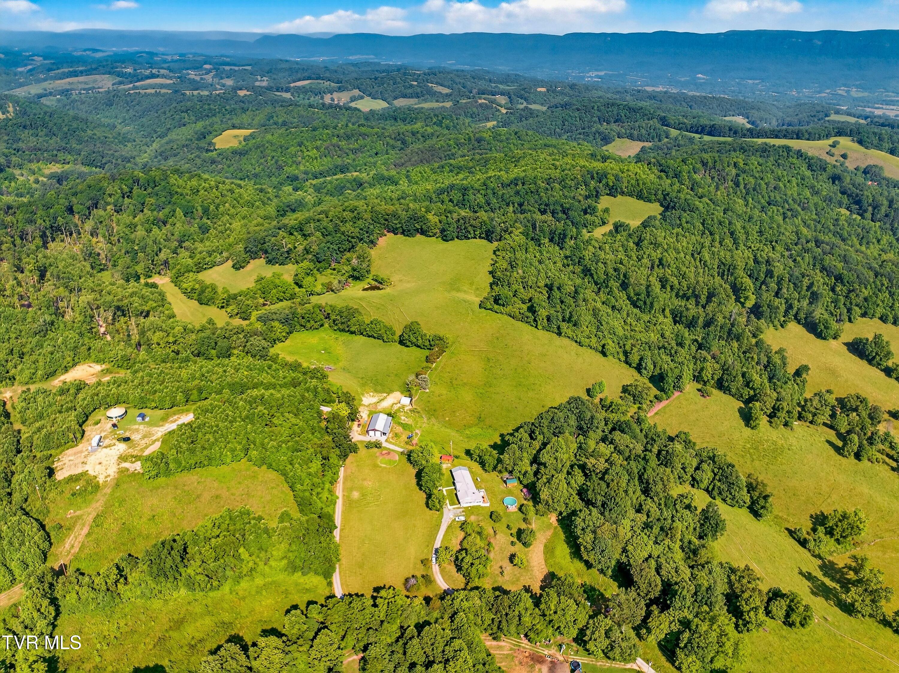 338 County Line Road Harrogate, TN 37752 - Photo 72 of 78 059-338CountyLineRoad-Tazewell-TN-37879-