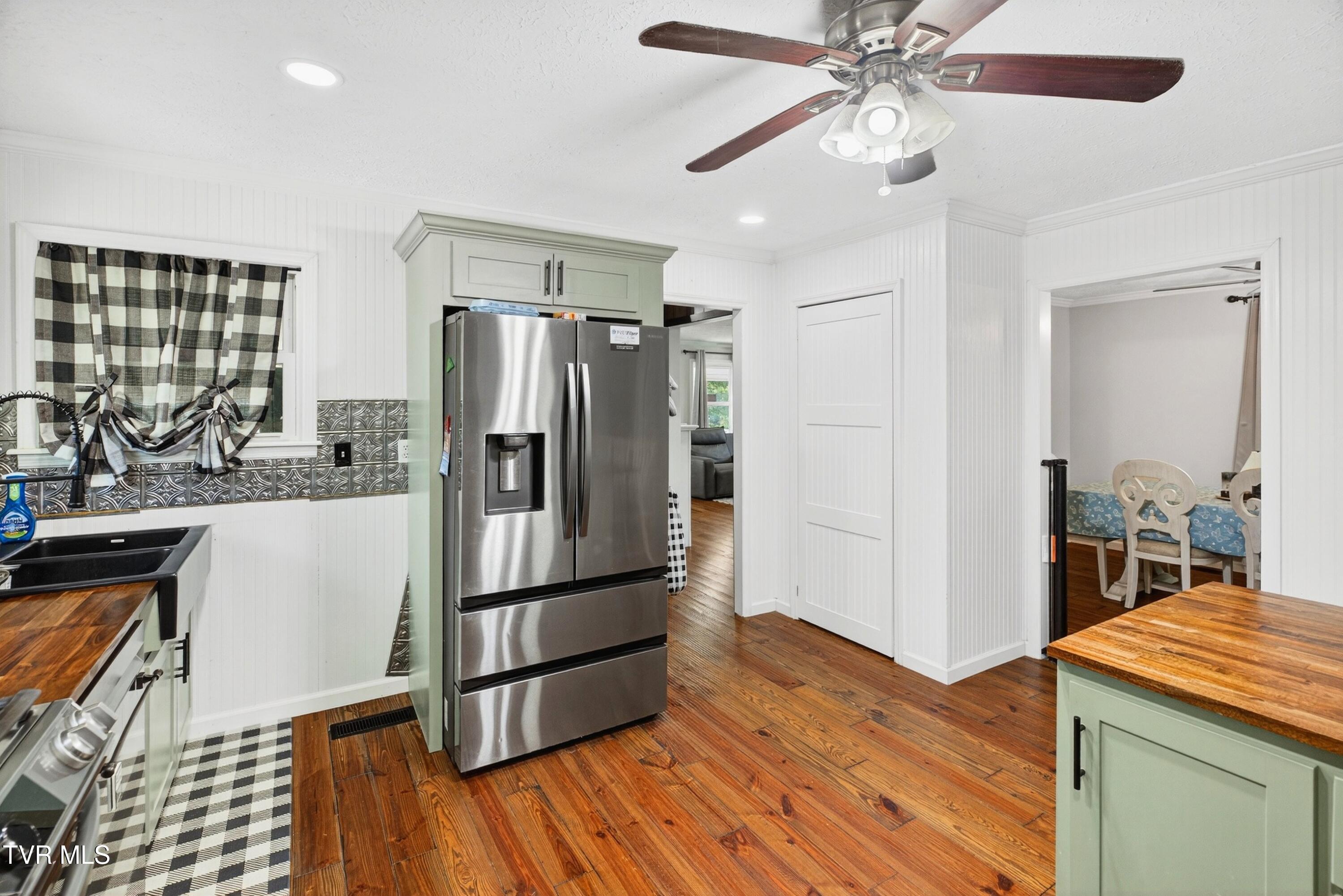 338 County Line Road Harrogate, TN 37752 - Photo 9 of 78 010-338CountyLineRoad-Tazewell-TN-37879-