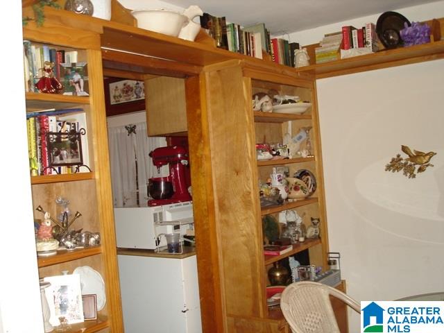 528 Sunhill Road Northwest Birmingham, AL 35215 - Photo 10 of 40