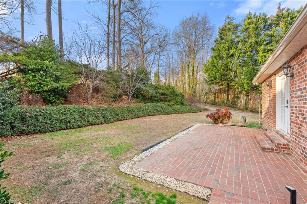 471 West Hunting Ridge Drive Thomasville, NC 27360 - Photo 13 of 35