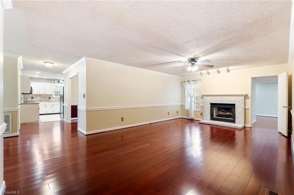 471 West Hunting Ridge Drive Thomasville, NC 27360 - Photo 17 of 35