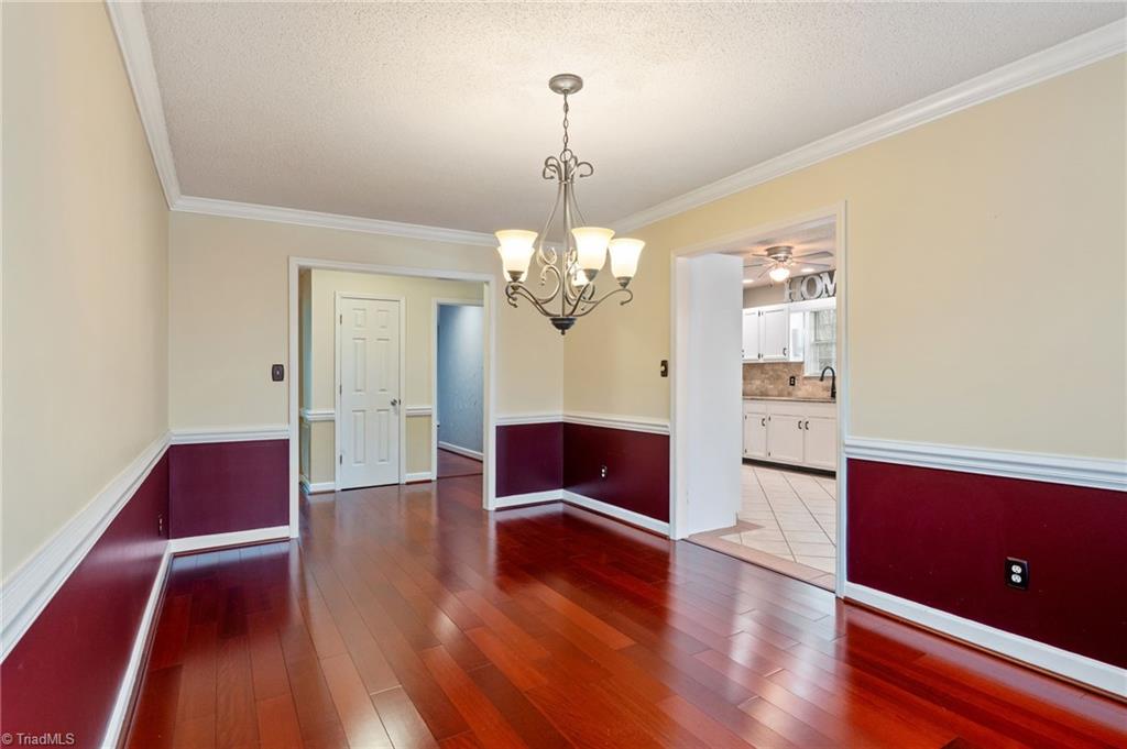 471 West Hunting Ridge Drive Thomasville, NC 27360 - Photo 19 of 35