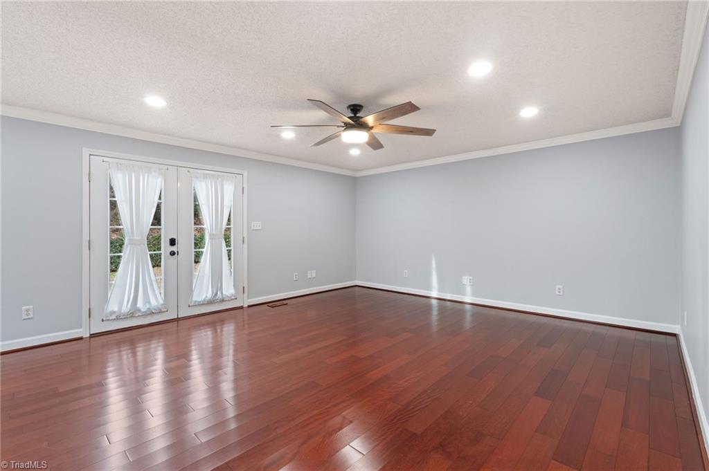 471 West Hunting Ridge Drive Thomasville, NC 27360 - Photo 23 of 35