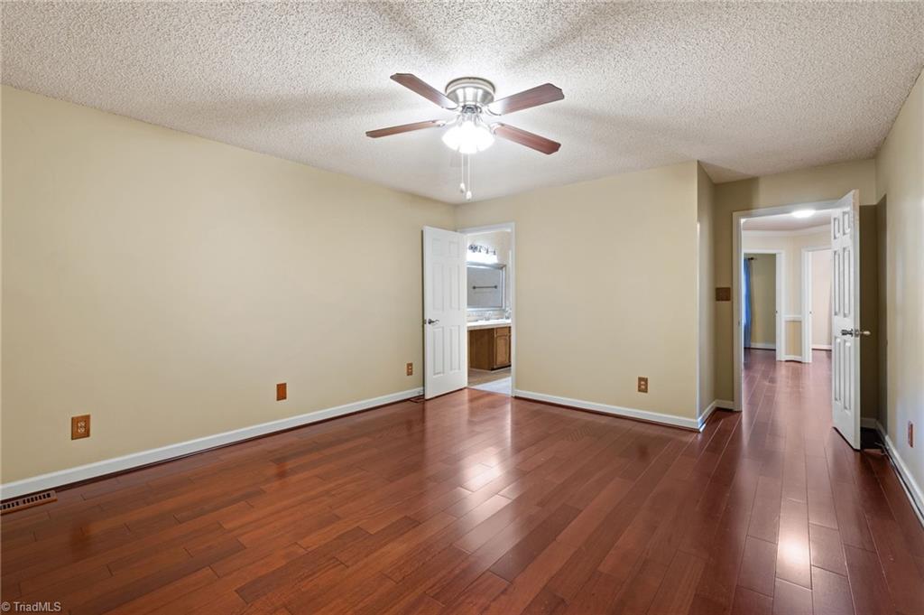 471 West Hunting Ridge Drive Thomasville, NC 27360 - Photo 25 of 35