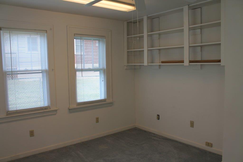 2509 Weaver Road Southwest Roanoke, VA 24015 - Photo 12 of 36 Office Addition