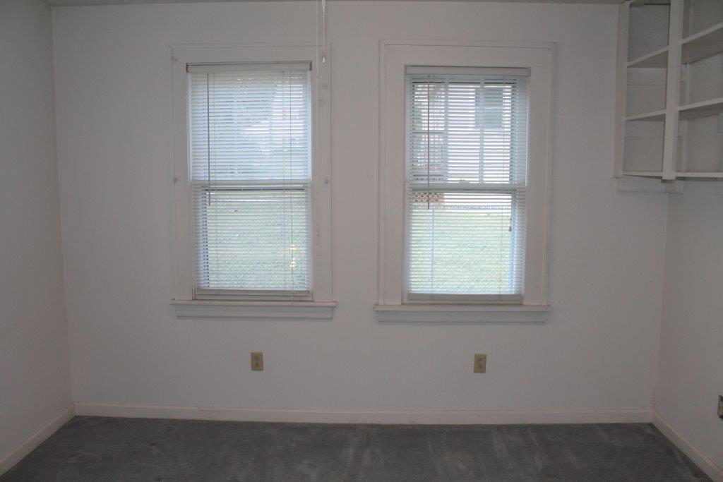 2509 Weaver Road Southwest Roanoke, VA 24015 - Photo 13 of 36 Office