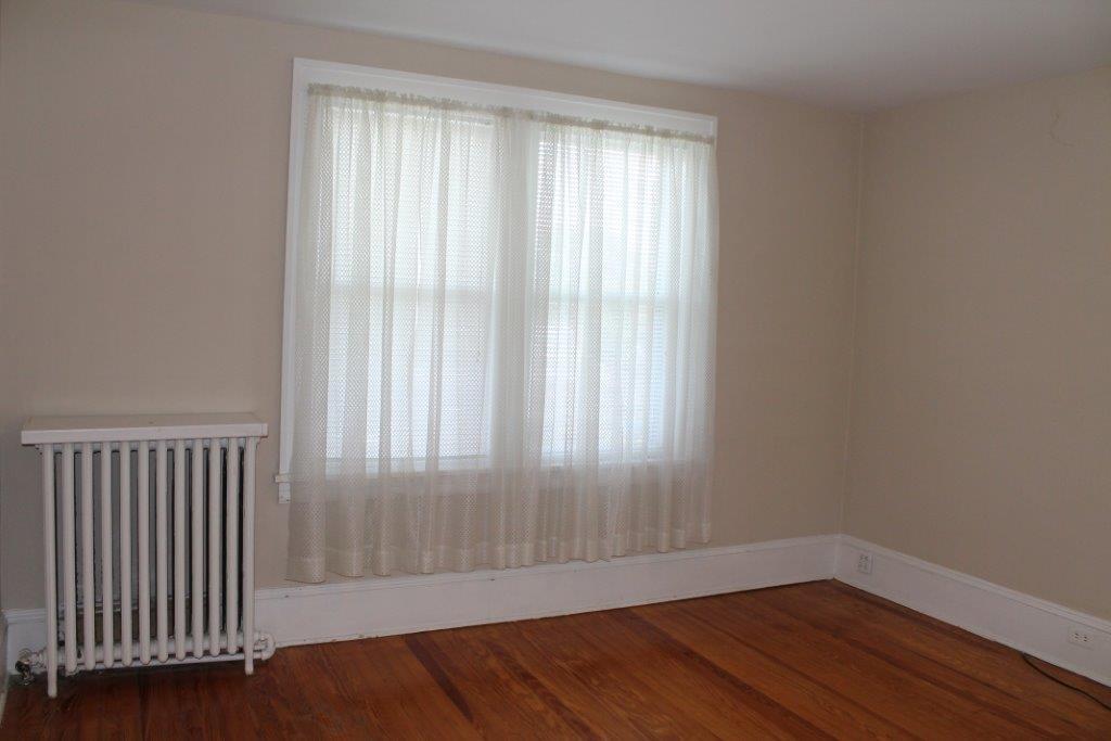 2509 Weaver Road Southwest Roanoke, VA 24015 - Photo 23 of 36 #1 Bedroom