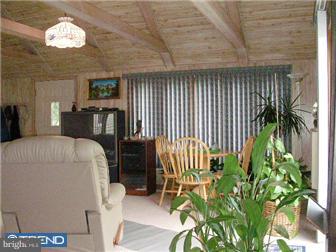 920 Newport Road Bristol, PA 19007 - Photo 3 of 12 Living Room