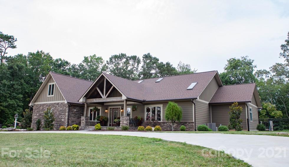 2084 North Rugby Road Hendersonville, NC 28791 - Photo 3 of 29 Gallery Image 3
