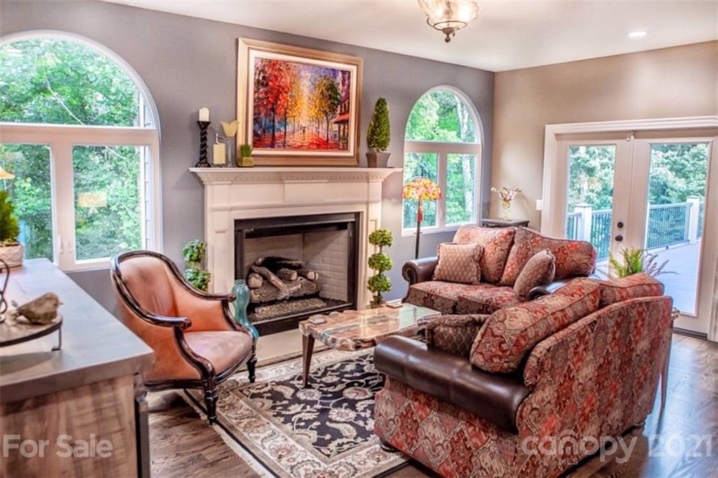 2084 North Rugby Road Hendersonville, NC 28791 - Photo 7 of 29 Gallery Image 7