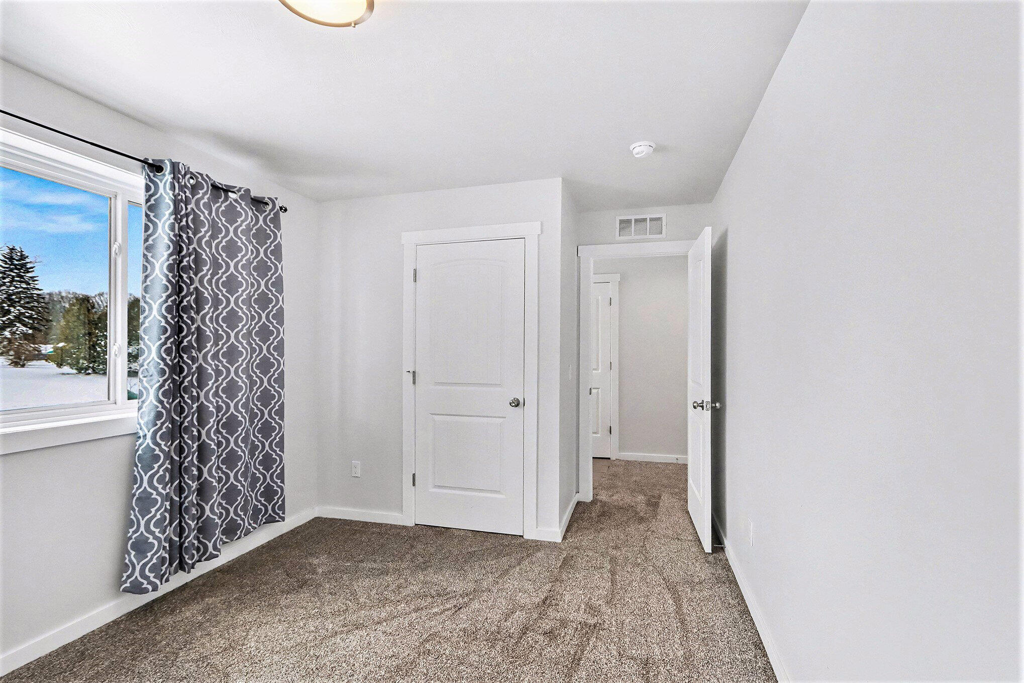 75603 Ridgeway Drive Lawton, MI 49065 - Photo 11 of 18 011_file_591