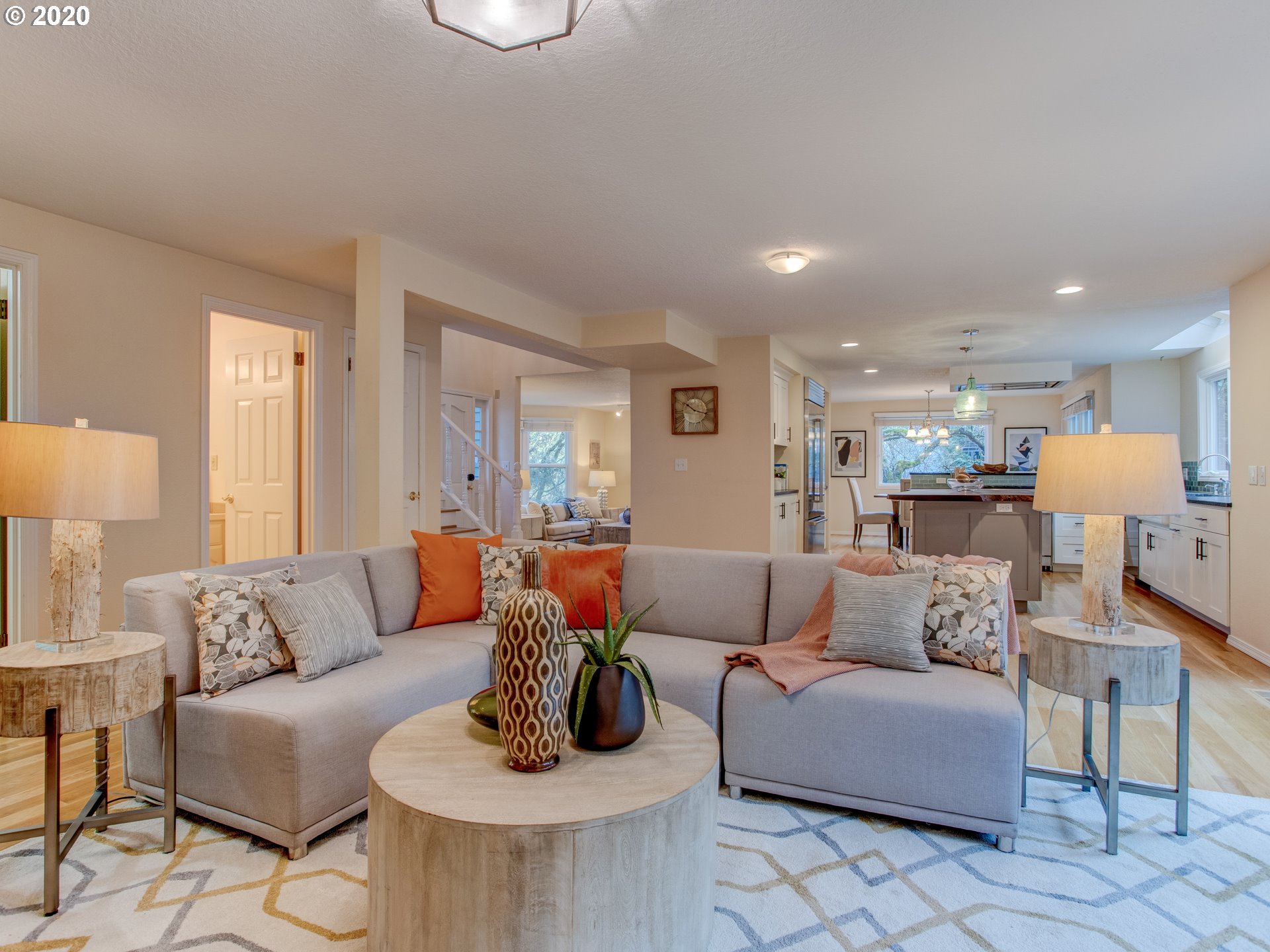 807 Southwest Terwilliger Place Portland, OR 97239 - Photo 17 of 32 Gallery Image 17