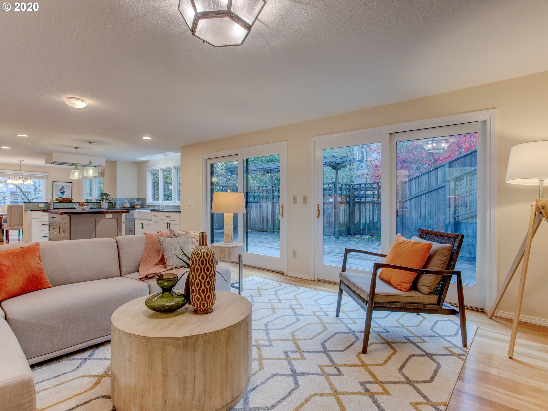 807 Southwest Terwilliger Place Portland, OR 97239 - Photo 18 of 32 Gallery Image 18