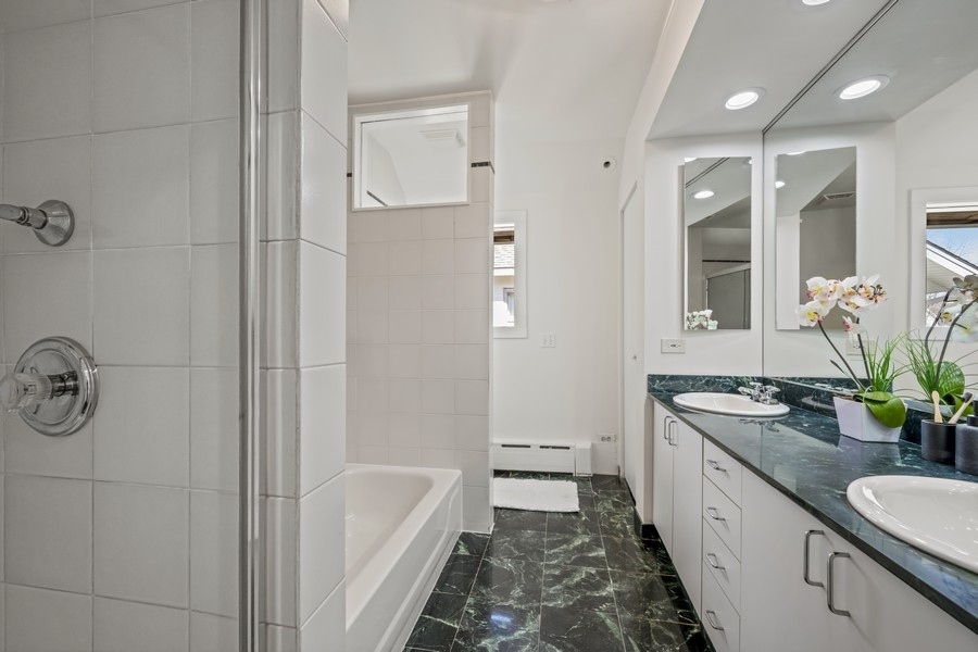 723 Laurel Avenue Wilmette, IL 60091 - Photo 24 of 49