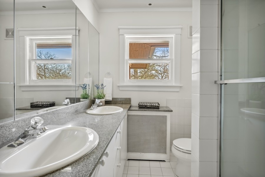 723 Laurel Avenue Wilmette, IL 60091 - Photo 31 of 49