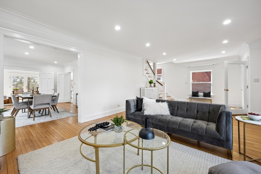 723 Laurel Avenue Wilmette, IL 60091 - Photo 10 of 49