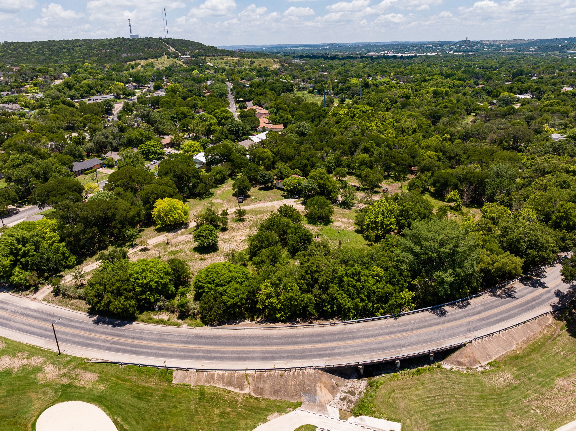 951 Cypress Creek Road Kerrville, TX 78028 - Photo 28 of 30 a view of a back yard from a balcony