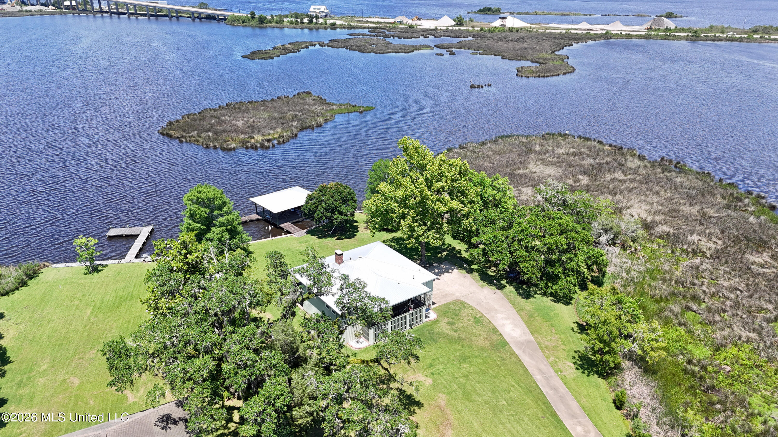 3925 Dantzler Street Moss Point, MS 39563 - Photo 34 of 41 033