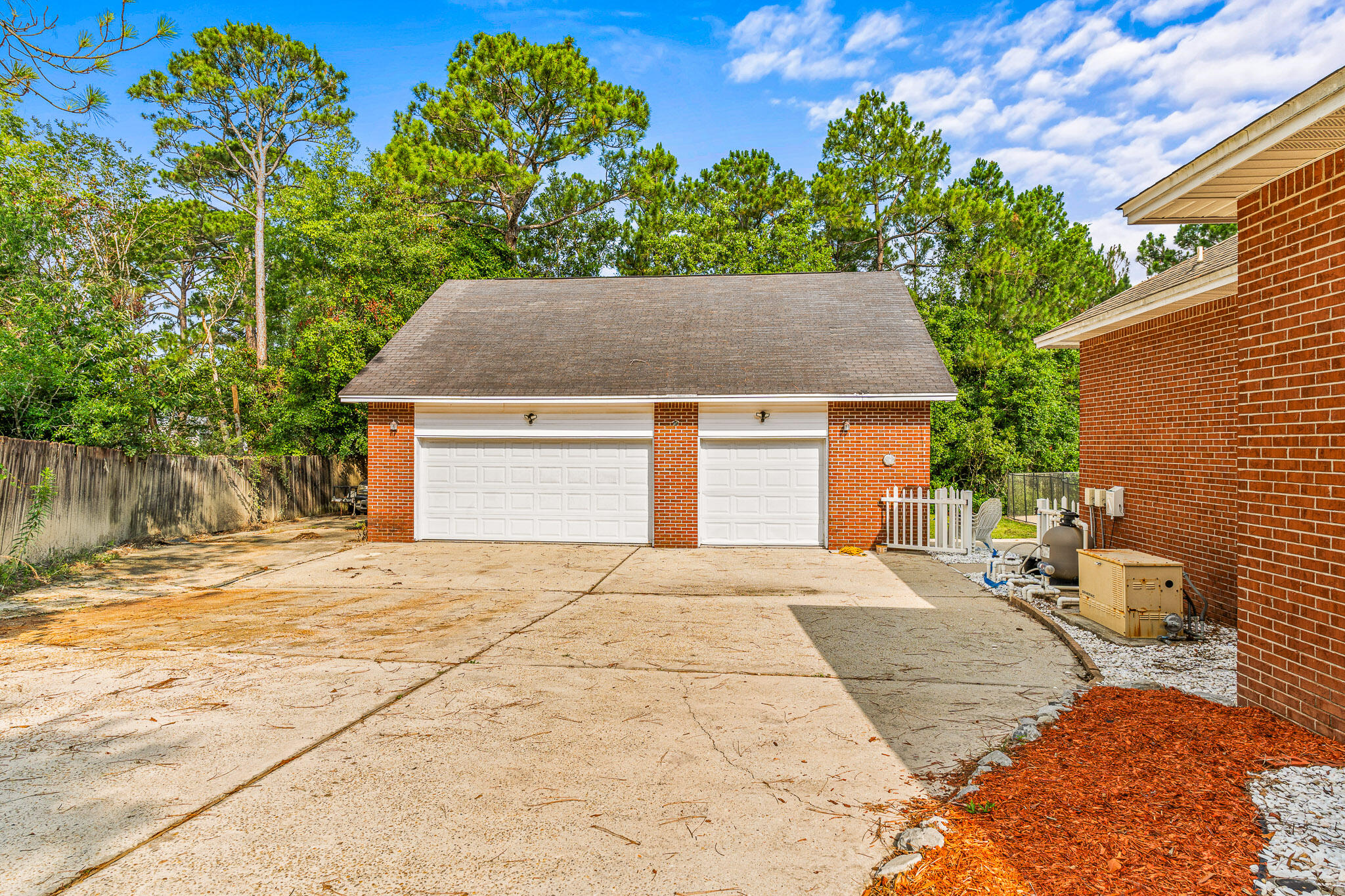 4646 Ross Court Crestview, FL 32539 - Photo 5 of 57 4646 Ross Ct-5