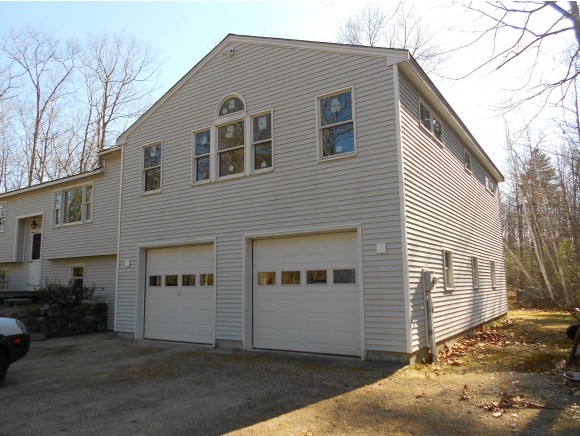 440 Old Wolfeboro Road Alton, NH 03809 - Photo 2 of 22