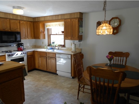 440 Old Wolfeboro Road Alton, NH 03809 - Photo 13 of 22