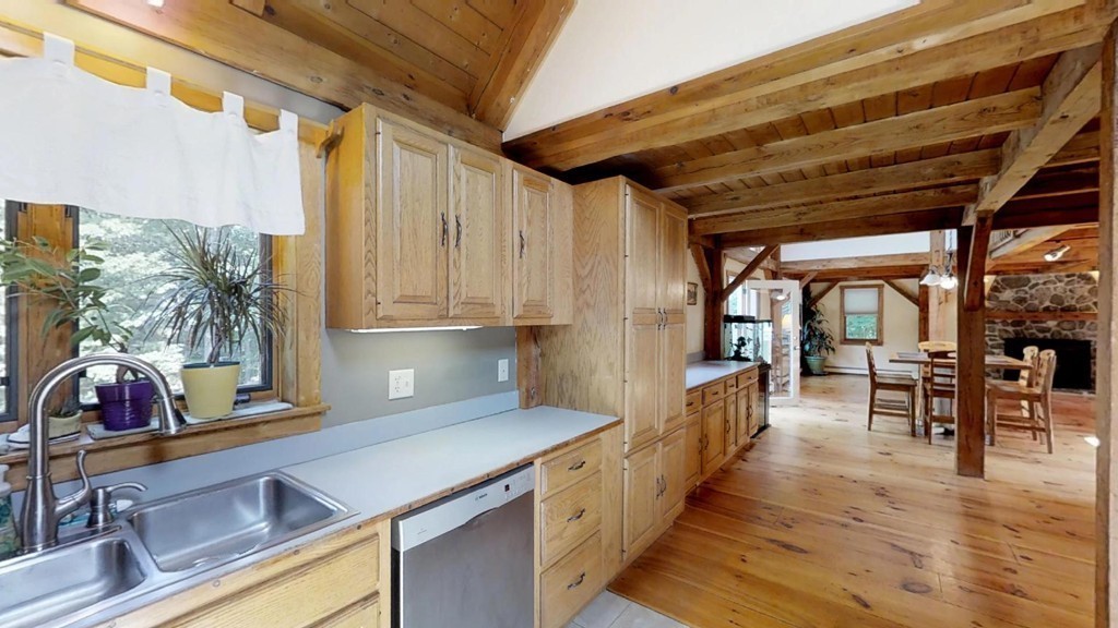433 White Pond Road Lancaster, MA 01523 - Photo 5 of 30 Gallery Image 5