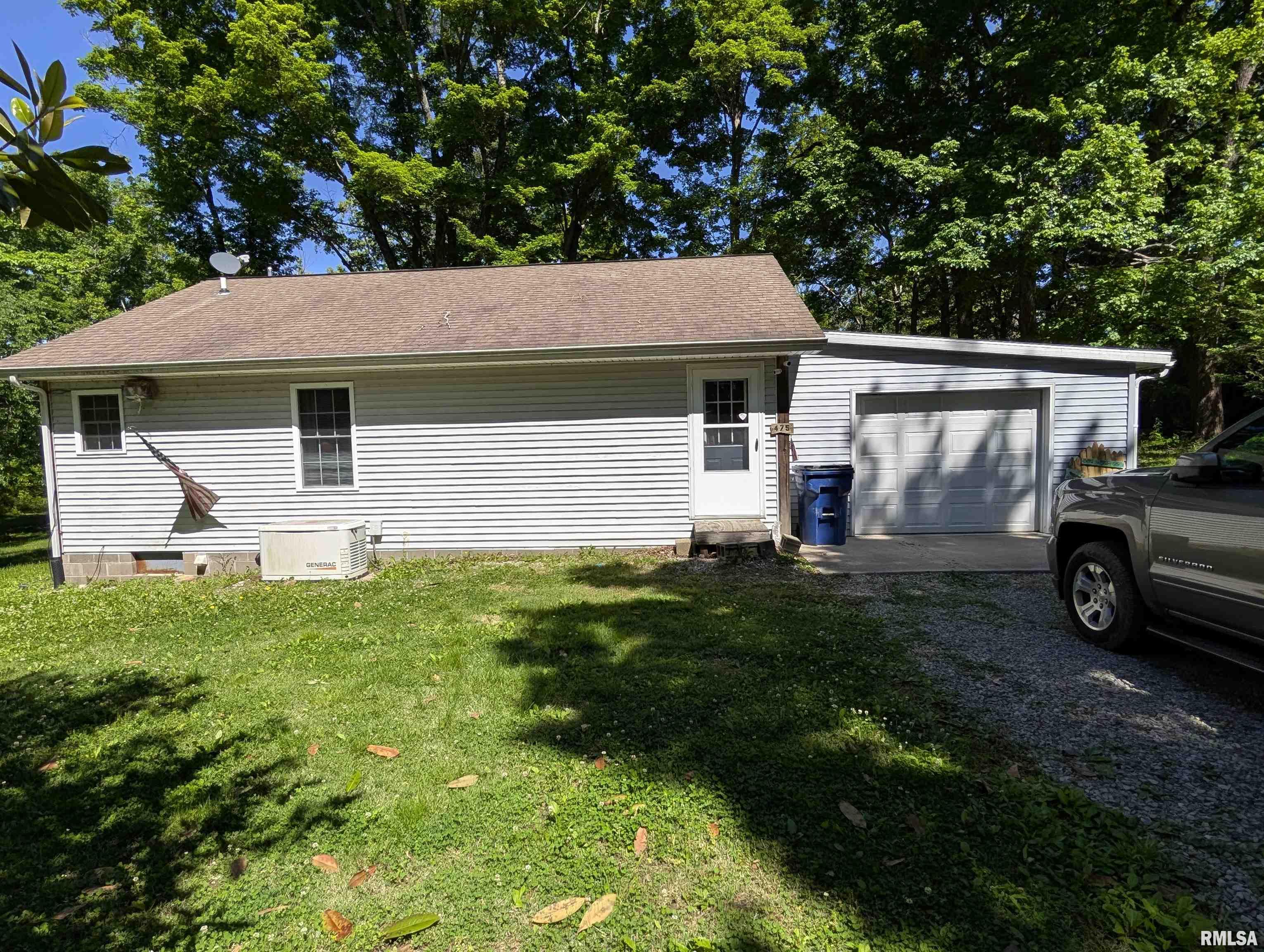475 Karbers Ridge Road Elizabethtown, IL 62931 - Photo 4 of 13