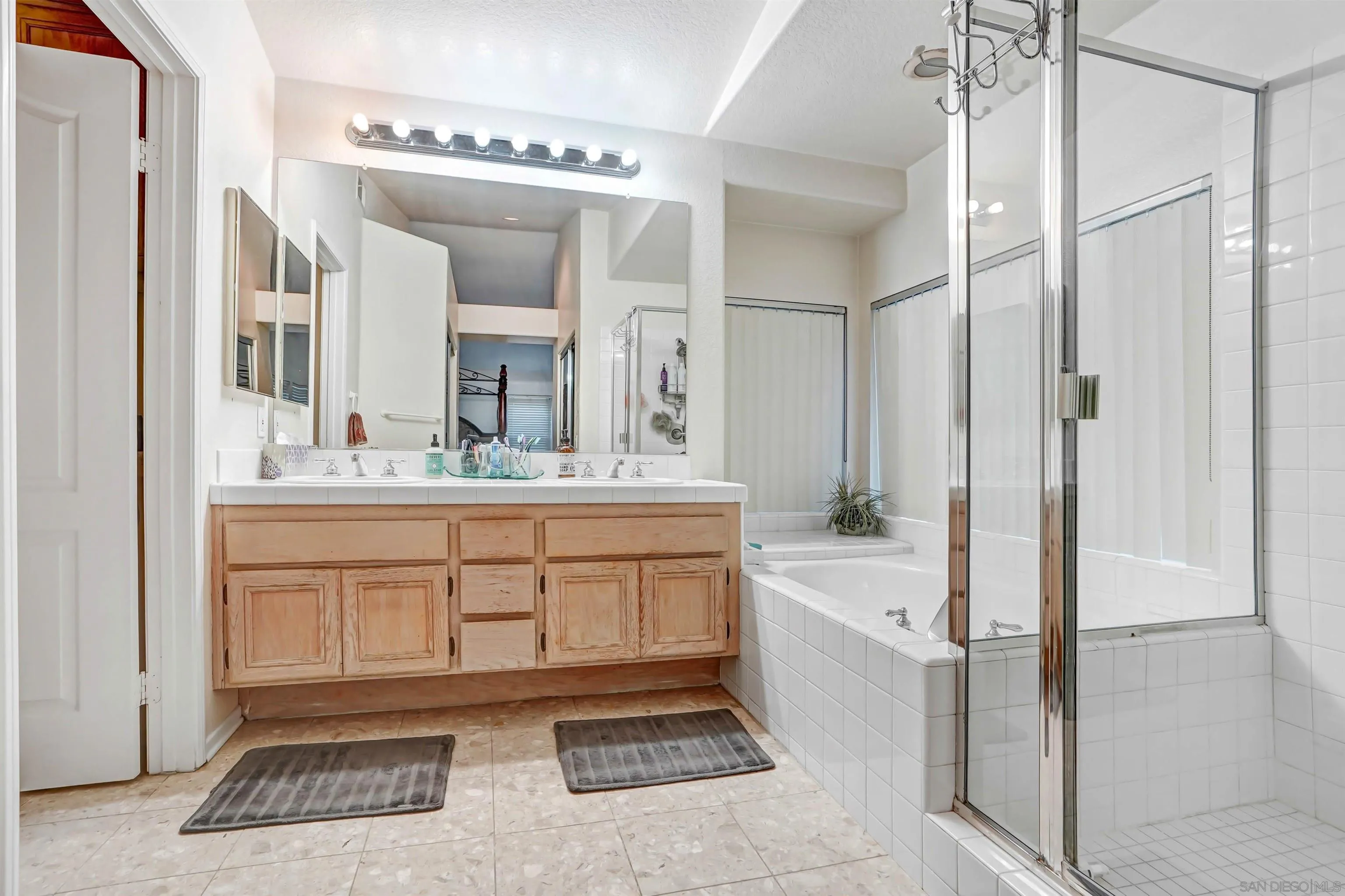 7943 Prairie Shadow Road San Diego, CA 92126 - Photo 14 of 24 Gallery Image 14